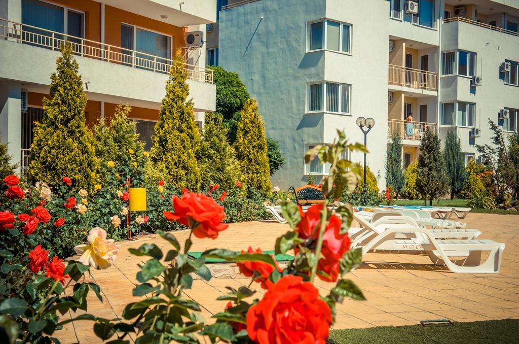 Waterpark Fort Apartments Slantchev Briag Extérieur photo