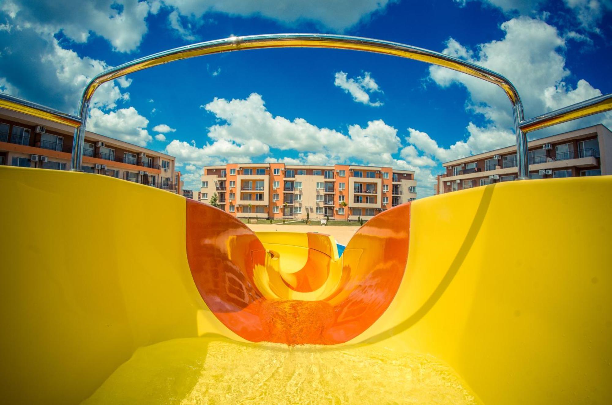 Waterpark Fort Apartments Slantchev Briag Extérieur photo