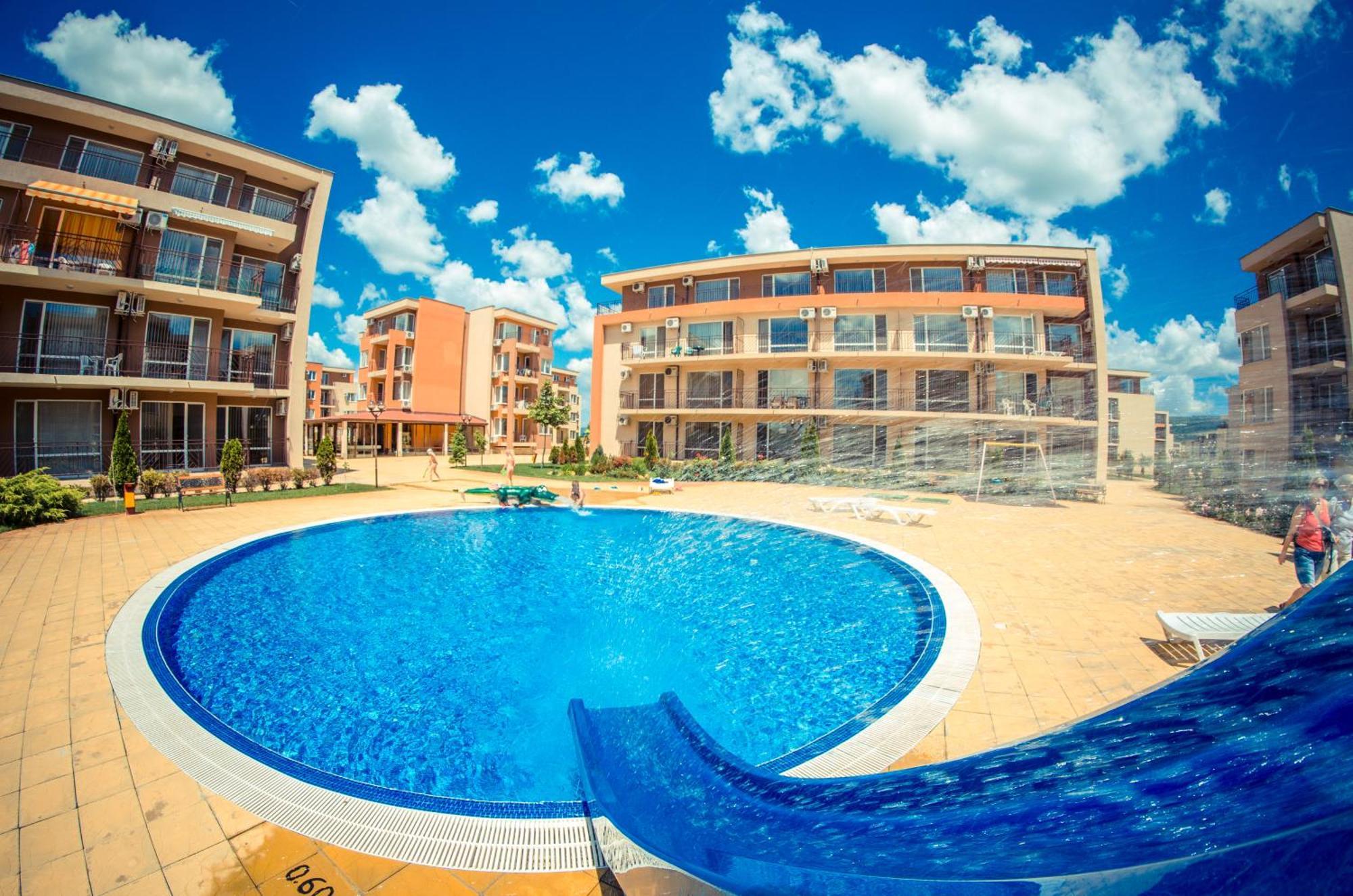 Waterpark Fort Apartments Slantchev Briag Extérieur photo