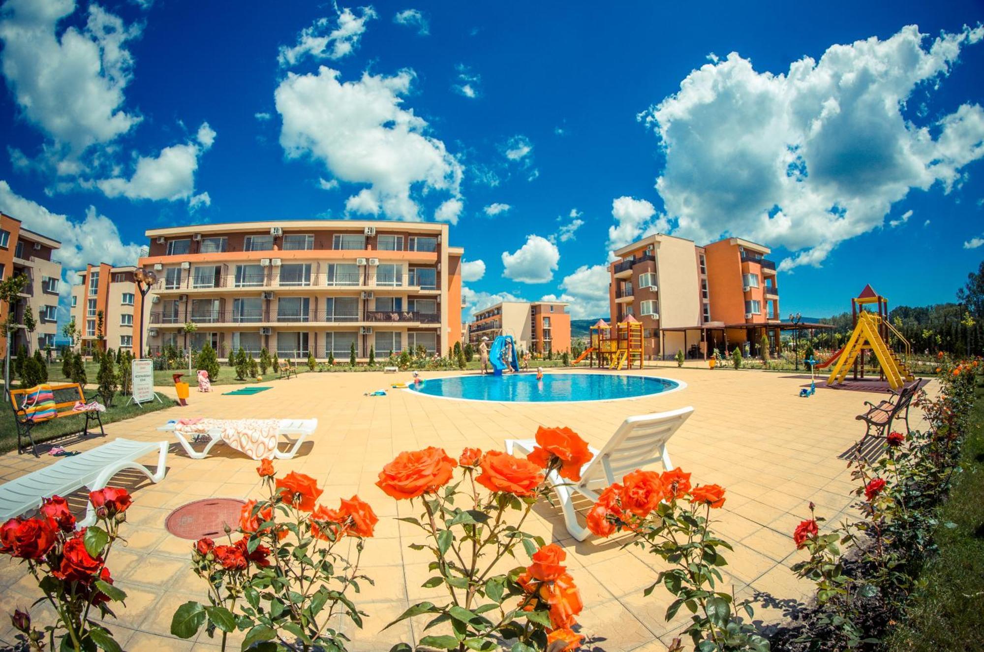 Waterpark Fort Apartments Slantchev Briag Extérieur photo