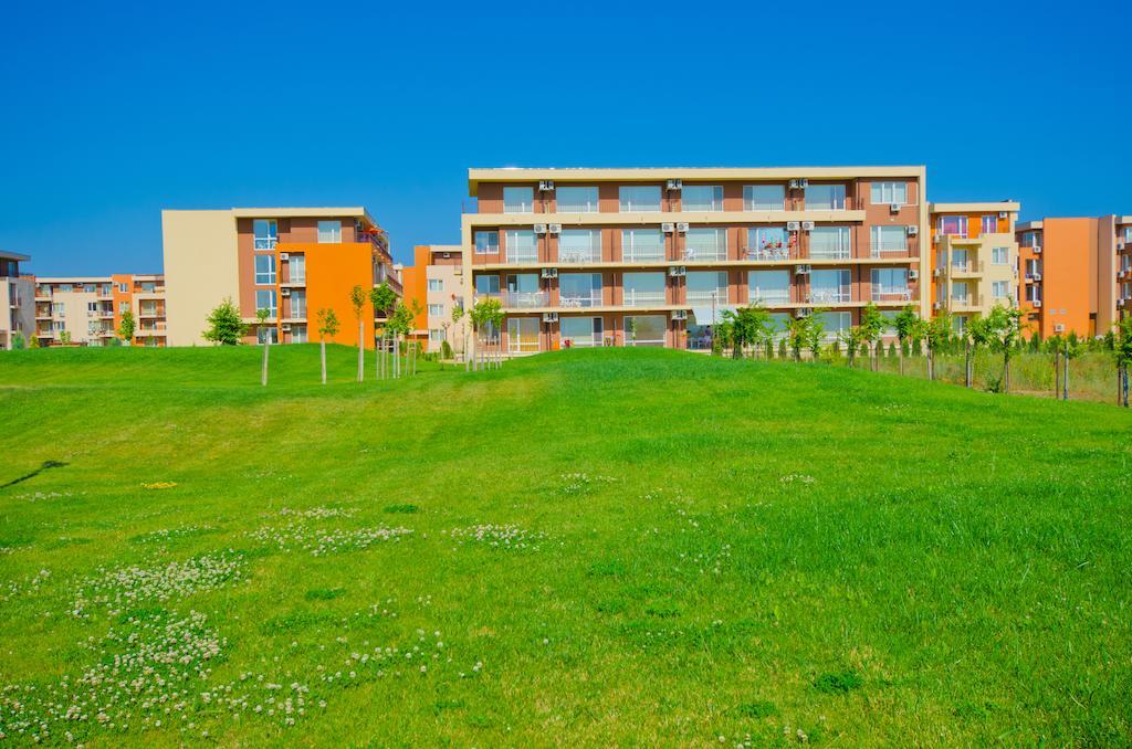 Waterpark Fort Apartments Slantchev Briag Extérieur photo