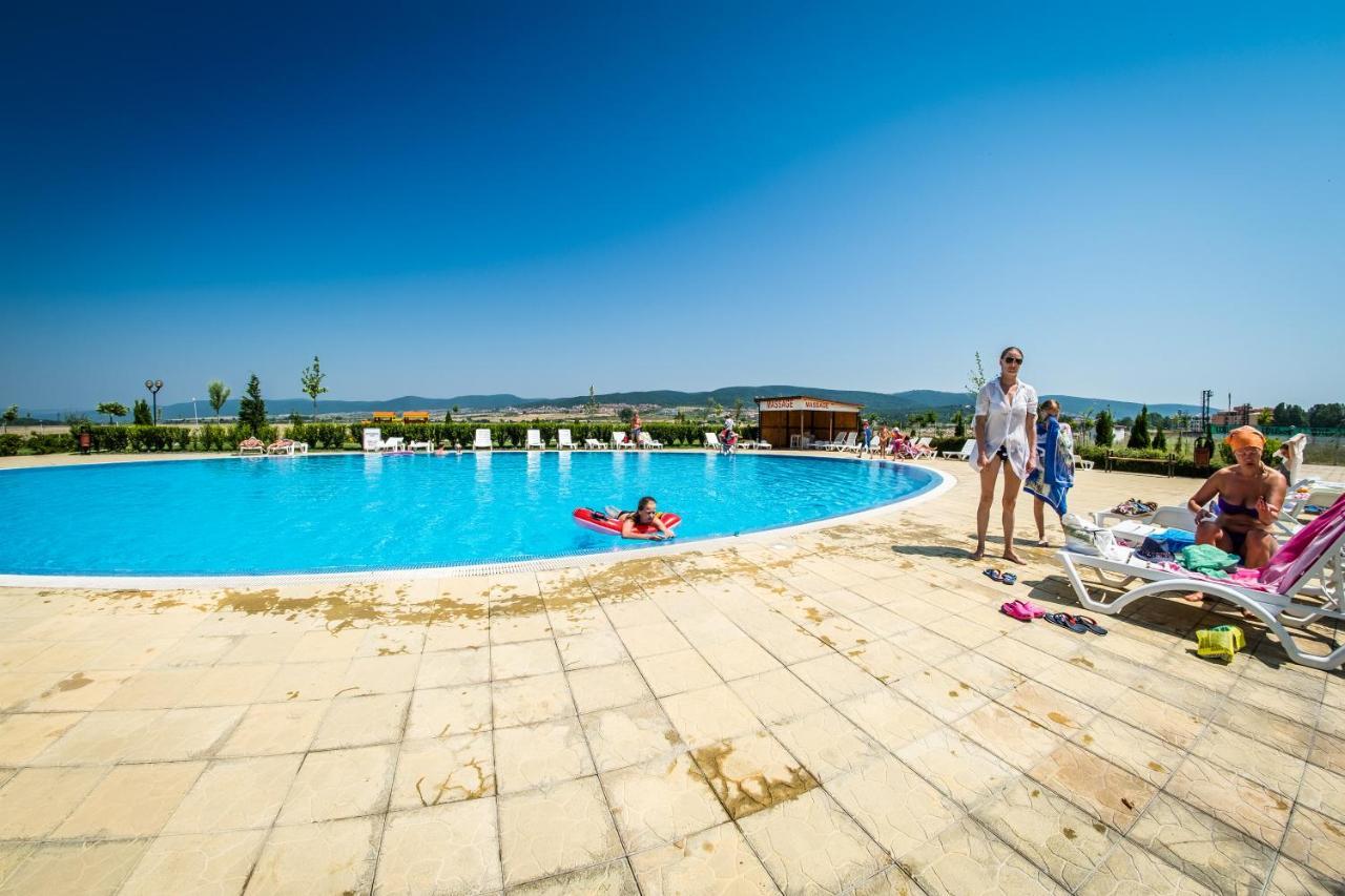 Waterpark Fort Apartments Slantchev Briag Extérieur photo