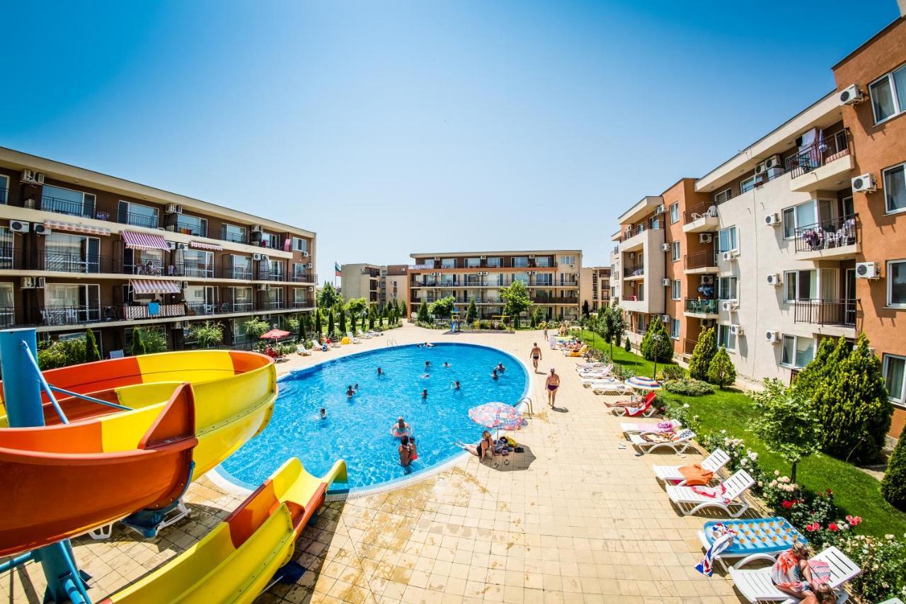 Waterpark Fort Apartments Slantchev Briag Extérieur photo